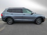 Used 2021 Volkswagen Tiguan SE w/ Panoramic Sunroof Package image 6