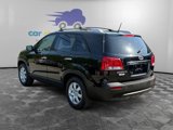 Used 2013 Kia Sorento LX w/ Convenience Pkg image 3