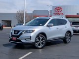 Used 2018 Nissan Rogue SL image 2