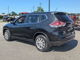 Used 2016 Nissan Rogue S image 3