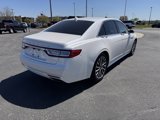 Used 2019 Lincoln Continental Select w/ Continental Climate Package image 5