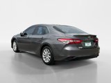 Used 2018 Toyota Camry LE image 3