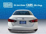 Used 2024 Nissan Altima 2.5 SV image 5