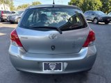 Used 2009 Toyota Yaris 4-Door Hatchback image 6