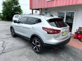 Used 2022 Nissan Rogue Sport SL image 3