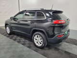 Used 2018 Jeep Cherokee Latitude Plus image 3