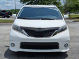Used 2017 Toyota Sienna SE image 2