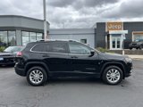 Used 2019 Jeep Cherokee Latitude w/ Popular Appearance Group image 5