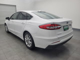 Used 2019 Ford Fusion SE image 5