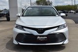 Used 2020 Toyota Camry XLE image 3