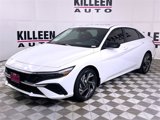Used 2025 Hyundai Elantra Sport image 3