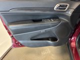 Used 2017 Jeep Grand Cherokee Limited image 3