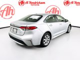 Used 2022 Toyota Corolla LE image 3