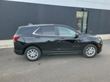 Used 2024 Chevrolet Equinox LT image 2