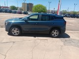 Used 2024 GMC Terrain SLE image 3