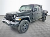 Certified 2022 Jeep Gladiator Sport w/ Trailer Tow Package image 3