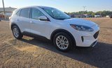 Used 2021 Ford Escape SE image 2