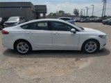 Used 2018 Ford Fusion SE w/ Fusion SE Technology Package image 4