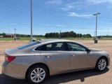 Used 2023 Chevrolet Malibu LT image 4