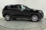 Used 2024 Jeep Compass Latitude image 4