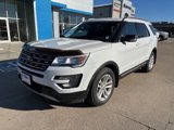 Used 2016 Ford Explorer XLT w/ Equipment Group 202A image 2