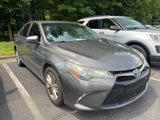 Used 2016 Toyota Camry SE image 3