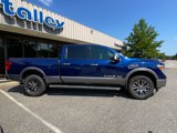 Used 2018 Nissan Titan Platinum Reserve image 3
