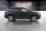 Certified 2020 Jeep Cherokee Limited image 3