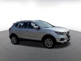 Used 2022 Nissan Rogue Sport SV image 2