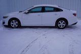Used 2022 Chevrolet Malibu LT image 3