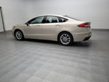 Used 2019 Ford Fusion SE image 3