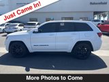 Used 2022 Jeep Grand Cherokee Laredo X image 2