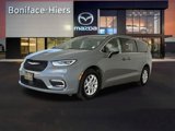 Used 2023 Chrysler Pacifica Touring-L image 3