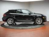 Certified 2024 Porsche Macan image 6