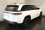 Used 2023 Jeep Grand Cherokee Limited w/ Black Appearance Package image 4