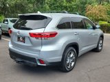 Certified 2018 Toyota Highlander Limited Platinum image 3