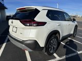 Used 2021 Nissan Rogue SV w/ Premium Package image 4