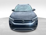 Used 2024 Volkswagen Taos SE image 3