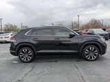 Used 2020 Volkswagen Atlas Cross Sport SEL R-Line image 2