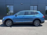 Used 2020 Volkswagen Tiguan SE w/ Panoramic Sunroof Package image 4