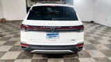 New 2025 Volkswagen Taos SE image 6