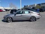 Used 2022 Hyundai Elantra Limited image 2