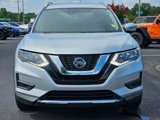 Used 2020 Nissan Rogue SV image 3