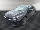 Used 2023 Kia Forte LXS image 3