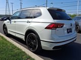 Certified 2022 Volkswagen Tiguan SE R-Line image 4