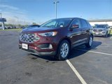 Used 2023 Ford Edge Titanium image 2