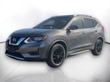 Used 2018 Nissan Rogue SV image 2