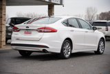 Used 2017 Ford Fusion SE w/ Fusion SE Technology Package image 3