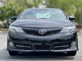 Used 2014 Toyota Camry SE image 2