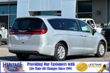 Used 2023 Chrysler Pacifica Touring-L image 4